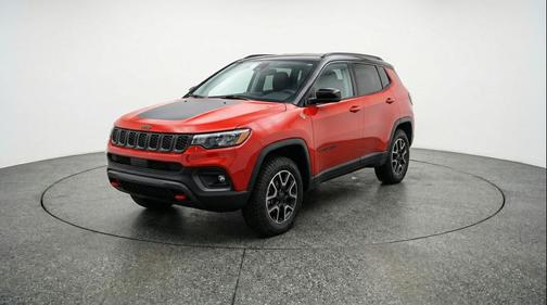 Red Hot Pearlcoat 2025 Jeep Compass Trailhawk