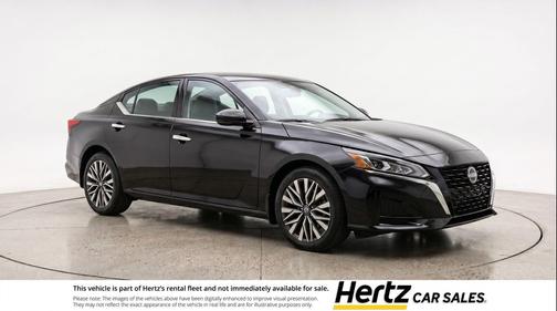 Super Black 2025 Nissan Altima SV FWD
