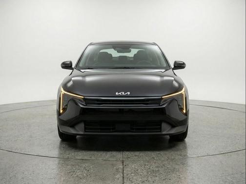 Aurora Black Pearl 2025 Kia K4 LXS