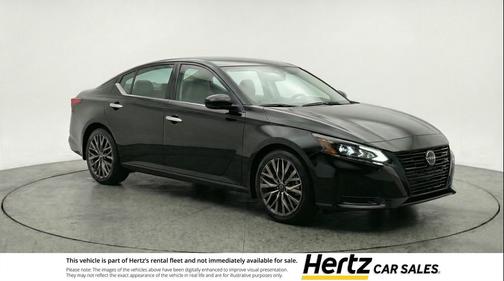 Super Black 2025 Nissan Altima SV FWD