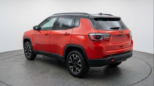 Red Hot Pearlcoat 2025 Jeep Compass Trailhawk