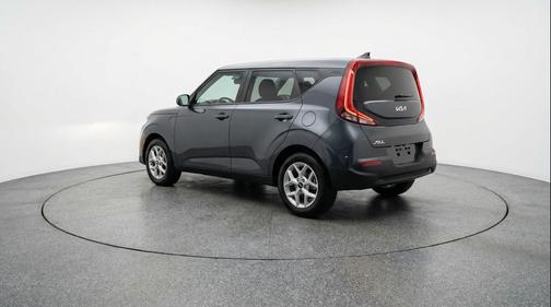 Gravity Gray 2025 Kia Soul LX