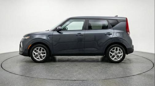 Gravity Gray 2025 Kia Soul LX