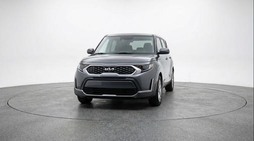 Gravity Gray 2025 Kia Soul LX
