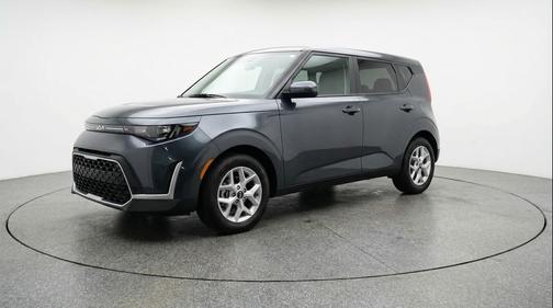 Gravity Gray 2025 Kia Soul LX