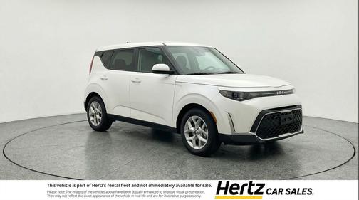 Snow White Pearl 2025 Kia Soul LX