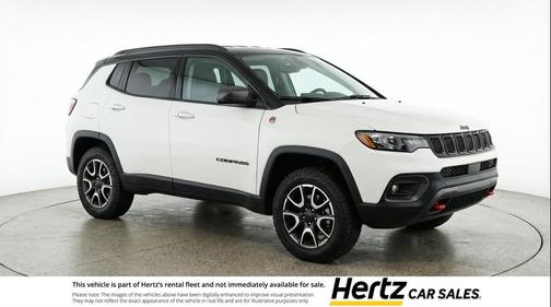 Bright White Clearcoat 2025 Jeep Compass Trailhawk