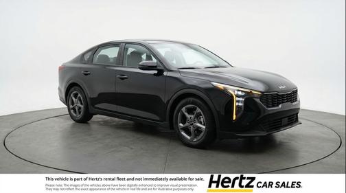 Aurora Black Pearl 2025 Kia K4 LXS