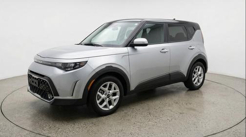 Steel Gray 2025 Kia Soul LX