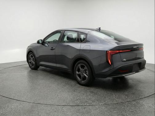 Interstellar Gray 2025 Kia K4 LXS