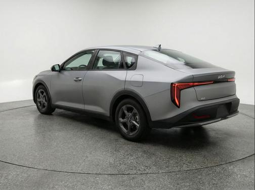 Morning Haze 2025 Kia K4 LXS