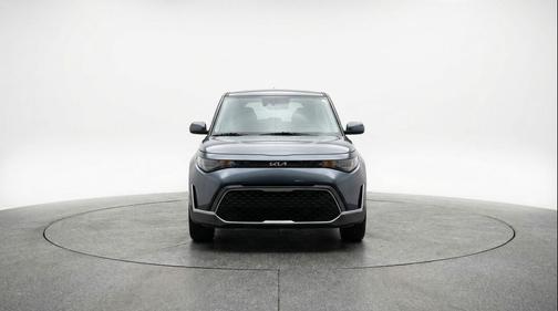 Gravity Gray 2025 Kia Soul LX