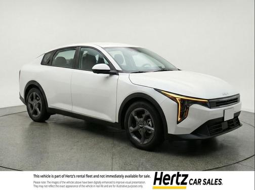 Snow White Pearl 2025 Kia K4 LXS