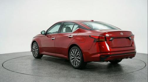Scarlet Ember Tintcoat 2025 Nissan Altima SV FWD