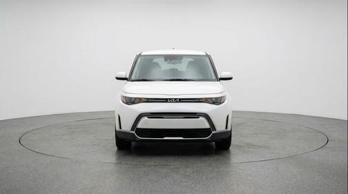 Snow White Pearl 2025 Kia Soul LX