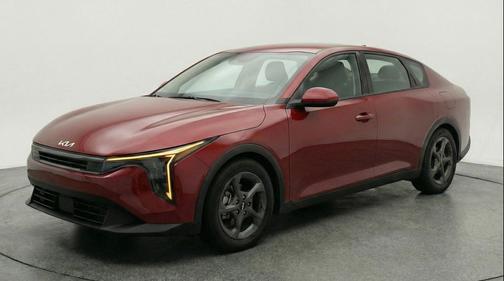 Currant Red 2025 Kia K4 LXS