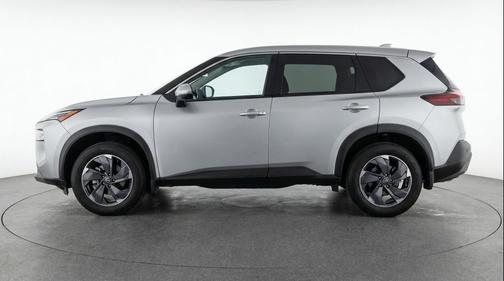 Brilliant Silver Metallic 2025 Nissan Rogue SV