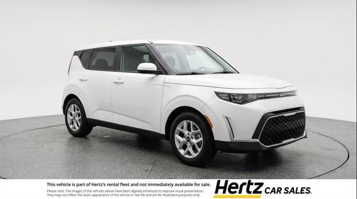 Snow White Pearl 2025 Kia Soul LX