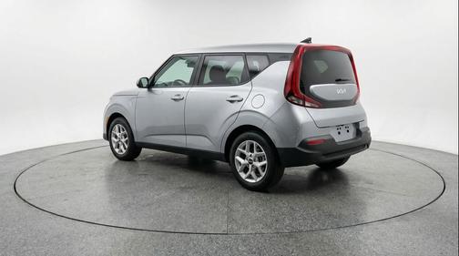 Steel Gray 2025 Kia Soul LX