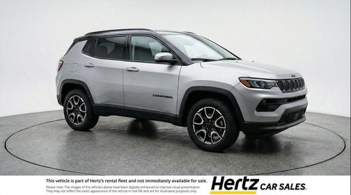 Silver Zynith Metallic Clearcoat 2025 Jeep Compass Trailhawk