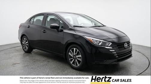 Super Black 2025 Nissan Versa 1.6 SV
