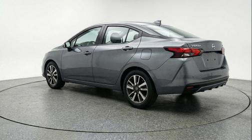 Gun Metallic 2025 Nissan Versa 1.6 SV