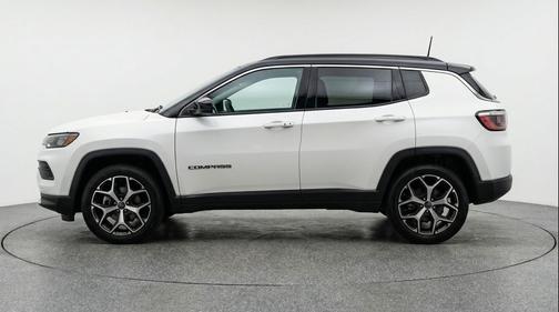 Bright White Clearcoat 2025 Jeep Compass Limited