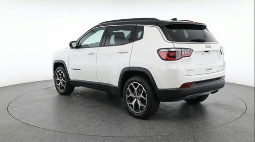 Bright White Clearcoat 2025 Jeep Compass Limited