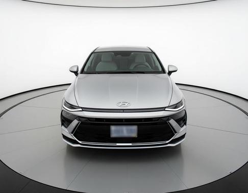 Aero Silver 2025 Hyundai SONATA SEL