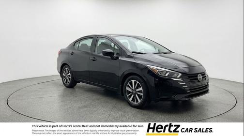 Super Black 2025 Nissan Versa 1.6 SV