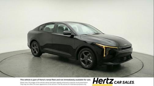 Aurora Black Pearl 2025 Kia K4 LXS