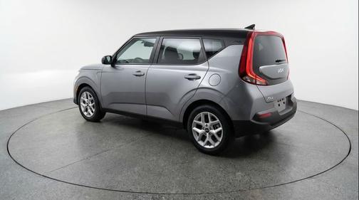 Gravity Gray 2025 Kia Soul LX