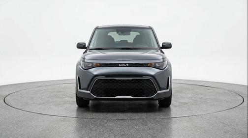 Gravity Gray 2025 Kia Soul LX