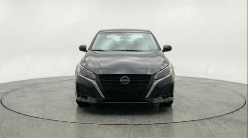 Super Black 2025 Nissan Altima SV FWD