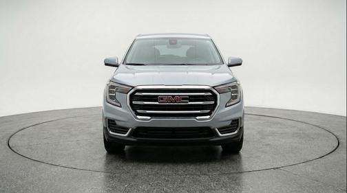 Sterling Gray Metallic 2024 GMC Terrain SLE