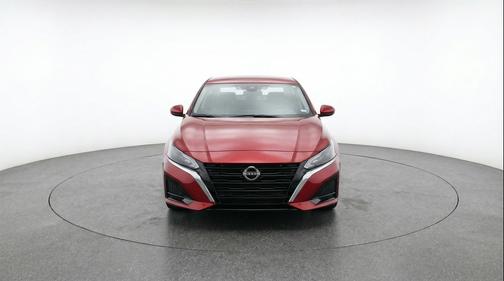 Scarlet Ember Tintcoat 2025 Nissan Altima SV FWD