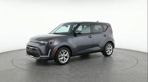 Gravity Gray 2025 Kia Soul LX