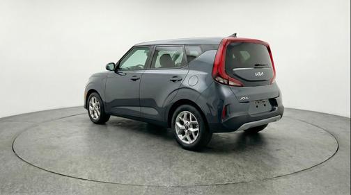 Gravity Gray 2025 Kia Soul LX