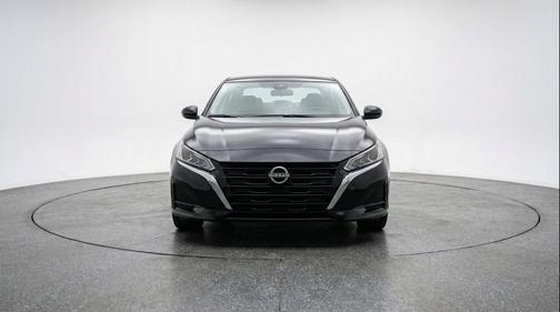 Super Black 2025 Nissan Altima SV FWD