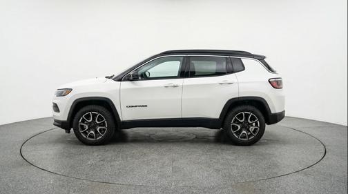 Bright White Clearcoat 2025 Jeep Compass Trailhawk
