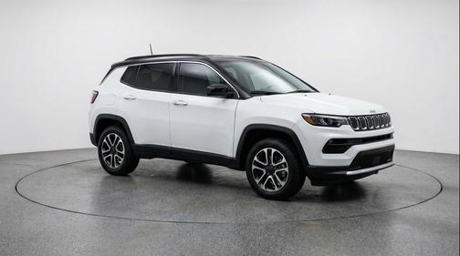 Bright White Clearcoat 2025 Jeep Compass Trailhawk