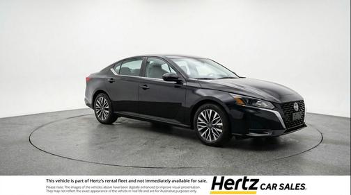 Super Black 2025 Nissan Altima SV FWD
