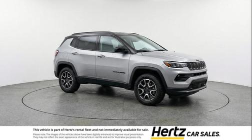 Silver Zynith Metallic Clearcoat 2025 Jeep Compass Trailhawk