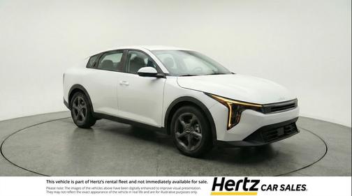 Snow White Pearl 2025 Kia K4 LXS