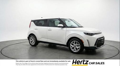 Snow White Pearl 2025 Kia Soul LX