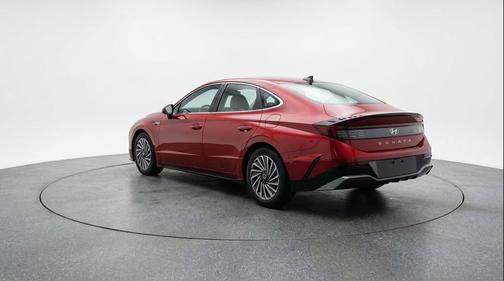 Ultimate red 2025 Hyundai SONATA Hybrid SE
