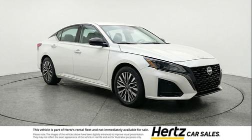 Glacier White 2025 Nissan Altima SV FWD