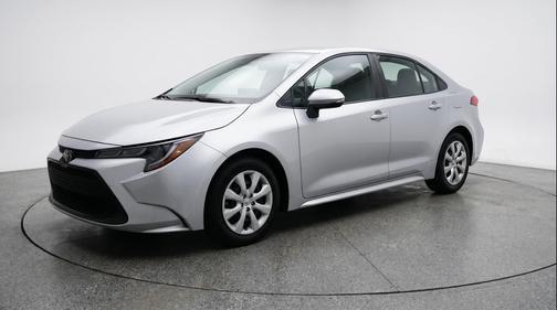 Classic Silver Metallic 2025 Toyota Corolla LE