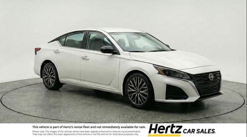 Glacier White 2025 Nissan Altima SV FWD