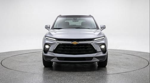 Sterling Gray Metallic 2025 Chevrolet Blazer 2LT